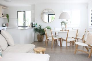 Mirage Luxury Beachside 3 Bedroom Apartment - Alexandra Headland - 0