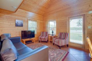 Cozy Columbia Cabin with Shared Lake Dock! - 6
