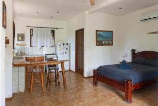 Chicama : Burnt Toast Surfcamp - Nosara - 9