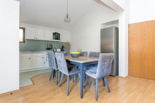 Apartments with parking space Trogir - 20874 - 1