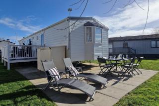 Beautiful Caravan At Manor Park In Hunstanton Beach, Norfolk Ref 23026H - 9