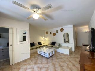 Appartement T3 - Proche commerces, port et plages - Résidence sécurisée avec parking - FR-1-100-304 - Cavalaire-sur-Mer - 2