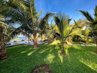 Casa Mariposa Beach Hotel - - 6