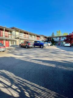 Timbers INN and Suites - 1