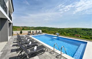 Beautiful Home In Gornji Kraljevec - 8