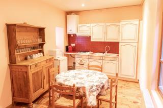 GITE URBAIN - Côté bourg - 2