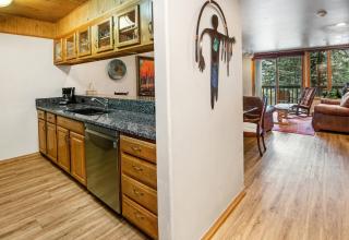 Townsend Place B103 condo - 9