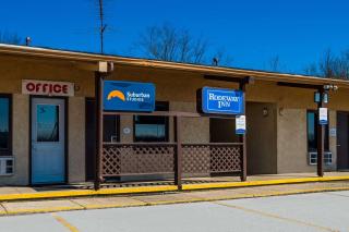 Rodeway Inn Brazil - 9