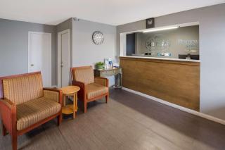 Rodeway Inn Brazil - 6