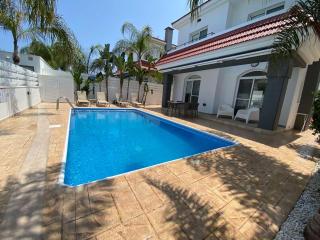 Villa Diana - 200 meters from Kapparis, Fireman's Beach - Paralimni - 4