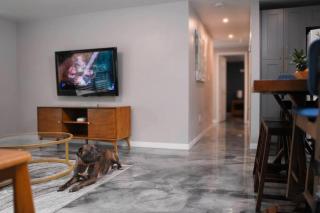 Charming Family Oasis ~ Dog-Friendly ~ Backyard - 1