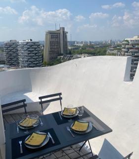 14eme et der étage "Arty" avec 2 chambres et vue panoramique ! - Créteil - 1
