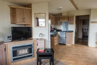 6 Berth Caravan For Hire At St Osyths Holiday Park In Essex Ref 28099Gc - 6