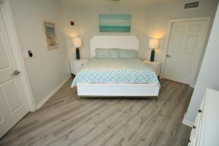 Sleeps 8 - Renovated Beachfront Condo at Westwinds, Sandestin with Gulf Views, Private Beach Access - Destin - 5