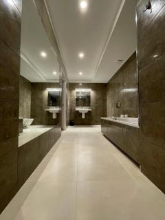 Boutique Apartments - Old Town 120m2 - Private Underground Parking - - 4