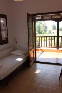 family house 250m away from the coast, with big garden - Nikiti - 8