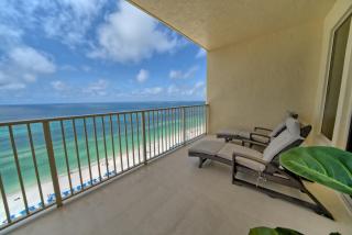 Pleasant Oceanfront Condo with Large Balcony and Beach Access - Unit 1605 - Panama City Beach - 6