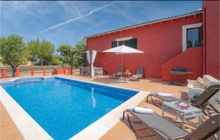 Cozy Home In Port Dalcúdia - Port d'Alcudia - 4