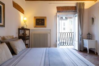 Canal View Historical Apartment - Milan - 7