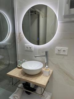 SUARA LOFT APARTAMENTOS - Madrid - 1