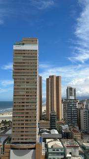 Apto ótima localização a 100m da Praia, Piscina, Ar Condicionado, Garagem e Portaria 24h - Praia Grande - 3
