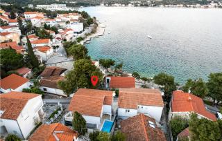 Stunning Home In Rogoznica - 9