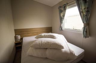Beautiful Caravan With Decking At Manor Park, Hunstanton Ref 23098T - 6