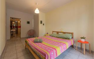 Cozy Apartment In Novalja With Wifi - 9