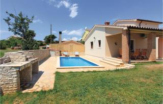 Nice Home In Liznjan With Wifi - 2