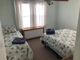 Bay View Bungalow by the Pier home - Norfolk - 1