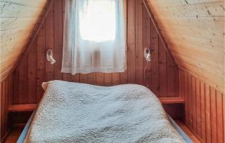 Stunning Home In Heggenes - 4