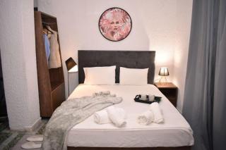 PELEKAN rooms and apartments ATHINA 23 - Pefkochori - 0