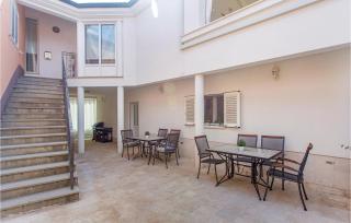 Awesome Apartment In Podgrade - 7