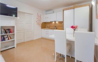 Awesome Apartment In Podgrade - Slime - 3