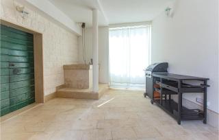Awesome Apartment In Podgrade - 1