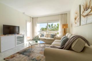 MARBELLA BANUS SUITES - Banus Playa Rocio Beachside Complex - Marbella - 8