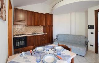 1 Bedroom Beautiful Apartment In Ricadi - Ricadi - 7