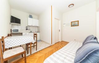Nice Apartment In Seget Donji - Trogir - 8