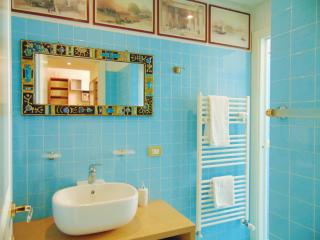 The Best Bedroom in Milan - Milan - 7
