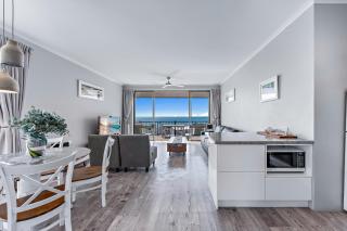 OCEAN VIEWS 16 pool & Spa Wi-FI - Airlie Beach - 4