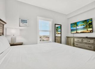 Spectacular 1BD Resort Condo! Amazing Gulf Views! Free Beach Chairs! by Dolce Vita Getaways PCB - Panama City Beach - 7
