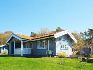 4 person holiday home in GRUNDSUND - 0