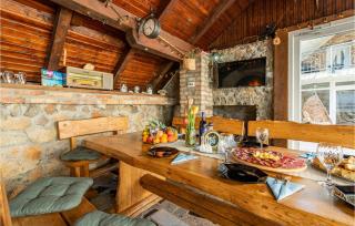 Cozy Home In Gracac With Sauna - 3