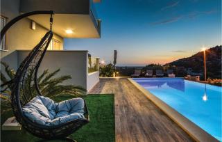 Ten-Bedroom Holiday Home In Razanj - Ražanj - 5