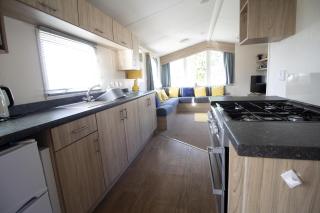 Caravan With Decking Within Walking Distance To Hunstanton Beach Ref 23054S - Hunstanton - 7