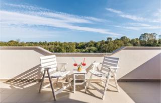 Amazing Apartment In Pula With Wifi - Pula - 1