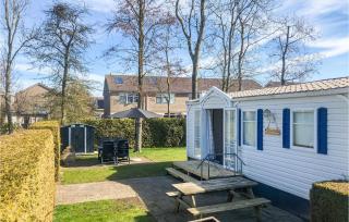 Stunning Home In Tzummarum With Wifi - 5