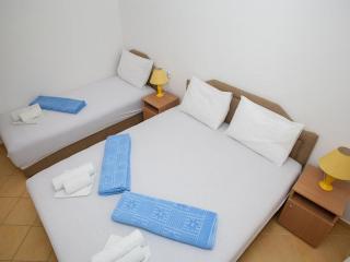 Daria Apartments - 4