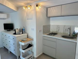 Magnifique Studio Tropézien à 300 m de la plage (parking gratuit) - Saint-Tropez - 9
