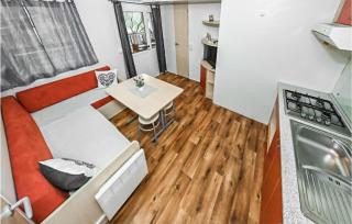 Nice Home In Sveti Filip I Jakov - 6